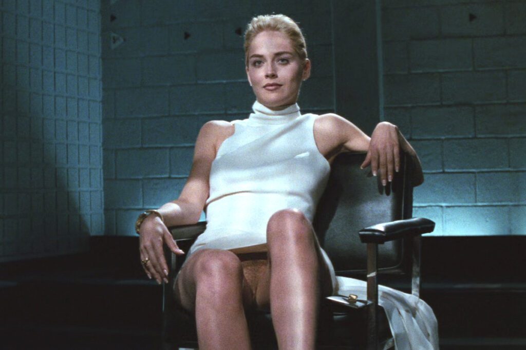 16602319637895-1024x683 La mujer observada: anatomía del deseo en el plano voyeur