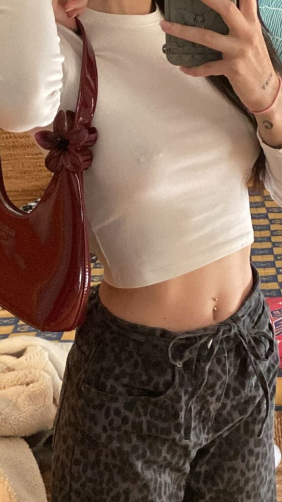 1000015647-1-576x1024 GyalJade desnuda la construcción de una identidad visual