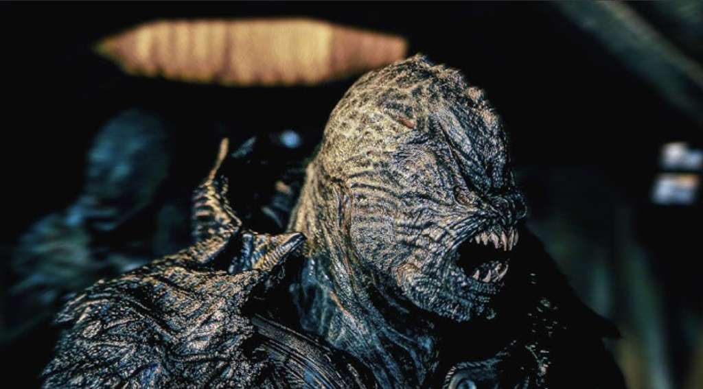 1000038923 Aliens vs. Comandos (2025): cuando la serie B todavía tiene pulso